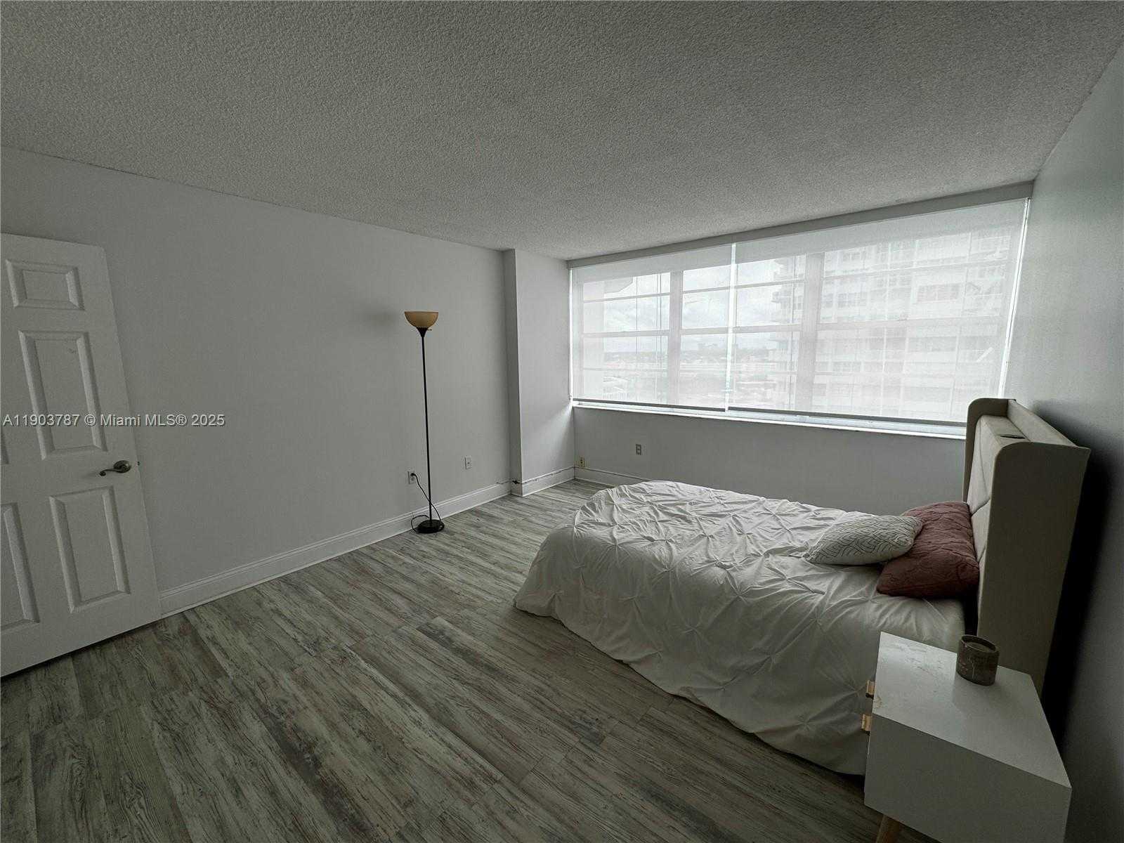 Small Image of 18061 BISCAYNE BLVD #1203, Aventura Number 20