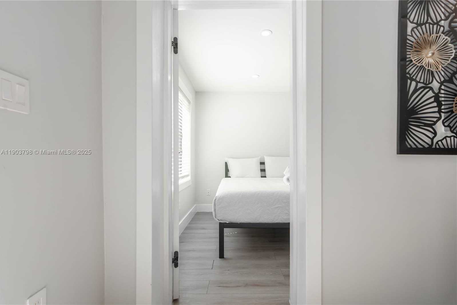 Small Image of 2360 SOUTH WEST 12TH ST, Miami Number 11