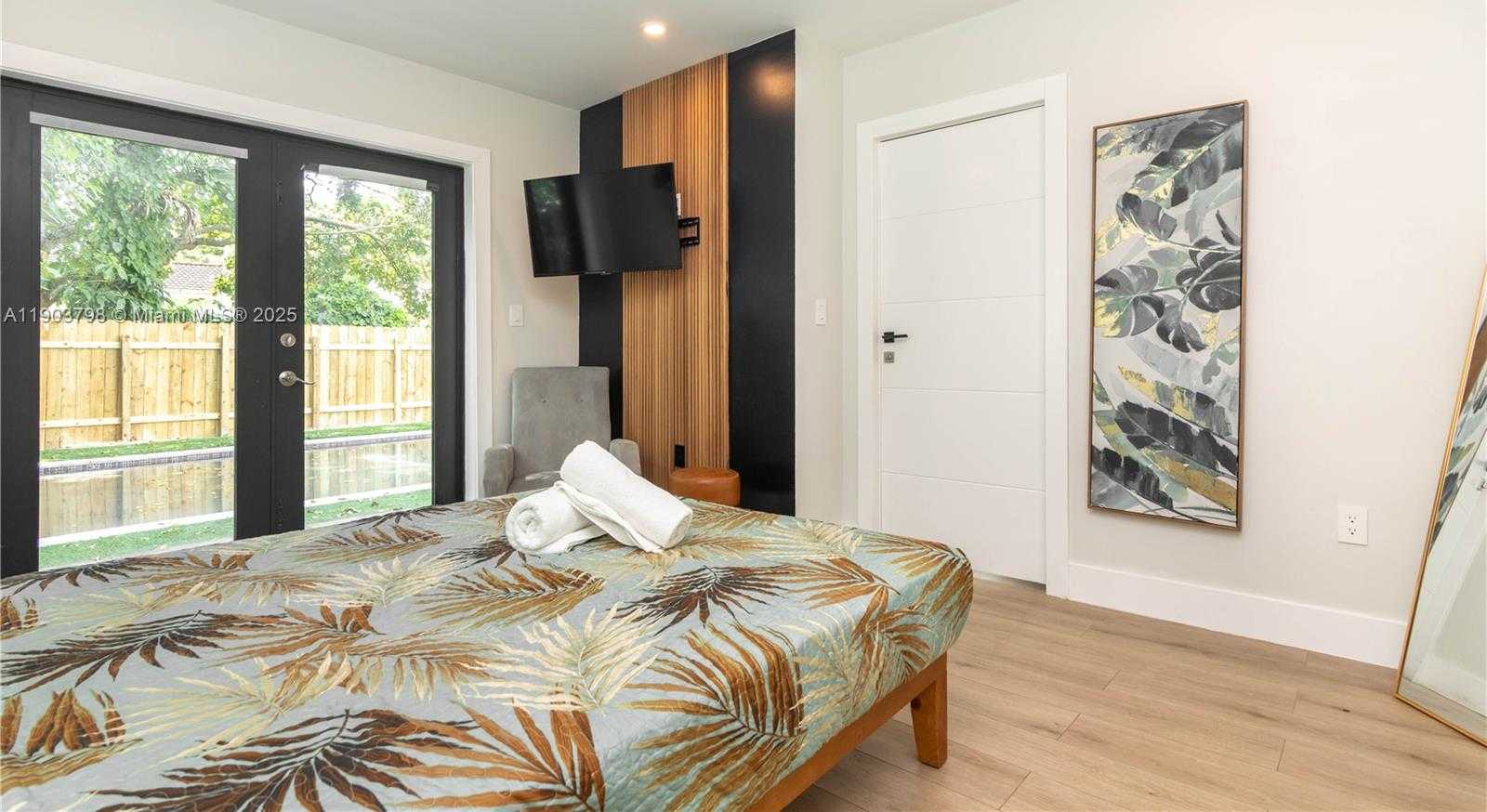 Small Image of 2360 SOUTH WEST 12TH ST, Miami Number 23