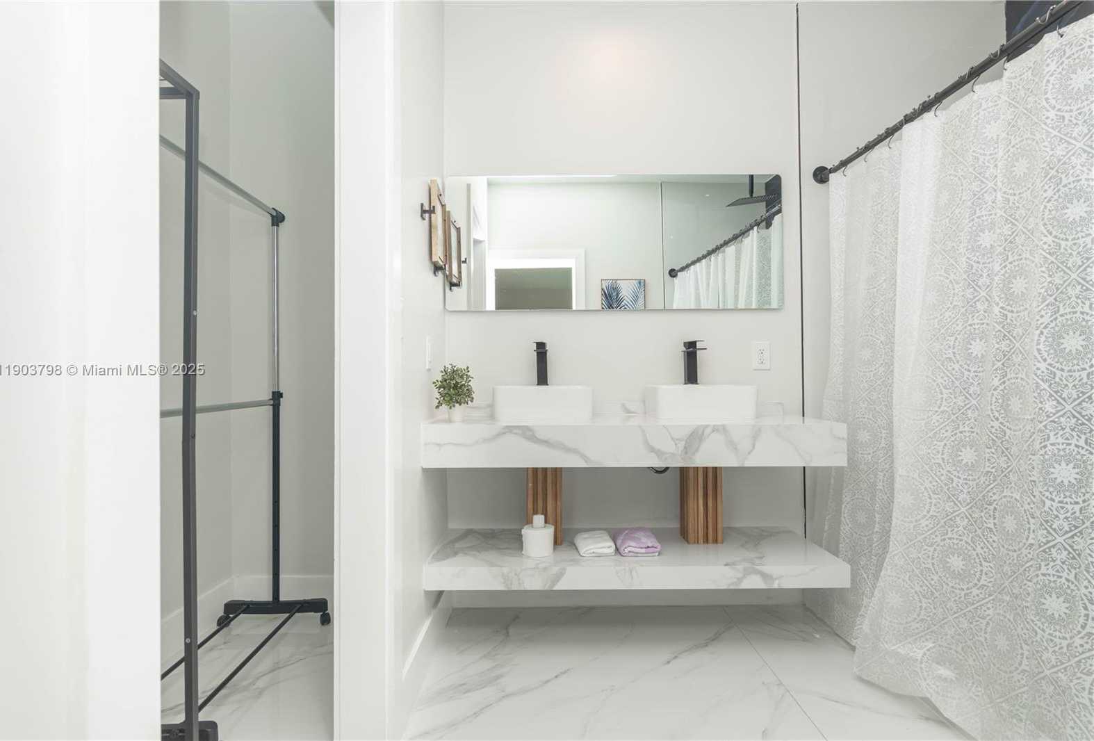 Small Image of 2360 SOUTH WEST 12TH ST, Miami Number 26