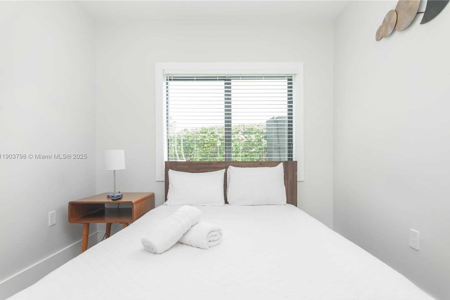 Small Image of 2360 SOUTH WEST 12TH ST, Miami Number 36