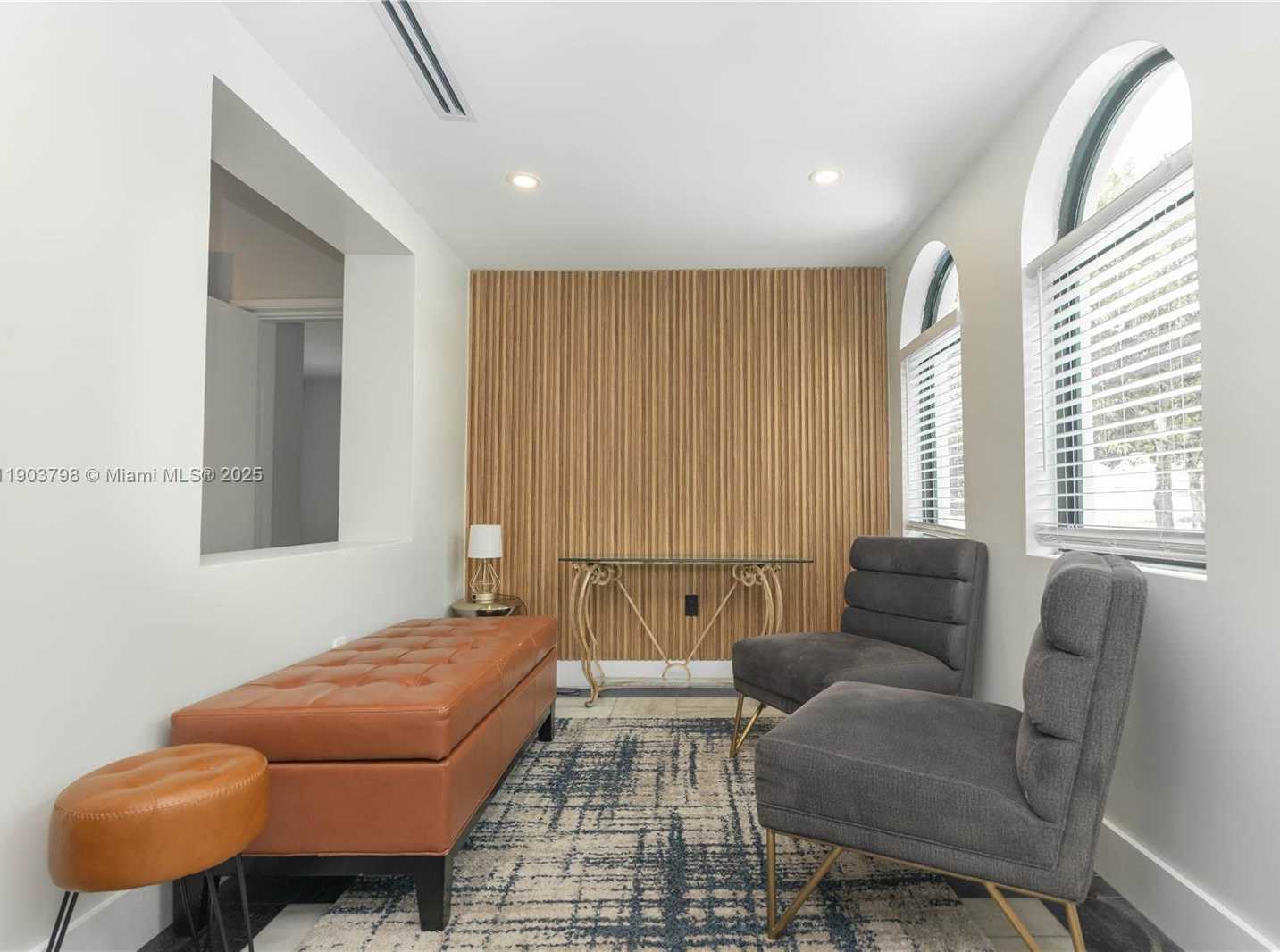 Small Image of 2360 SOUTH WEST 12TH ST, Miami Number 47