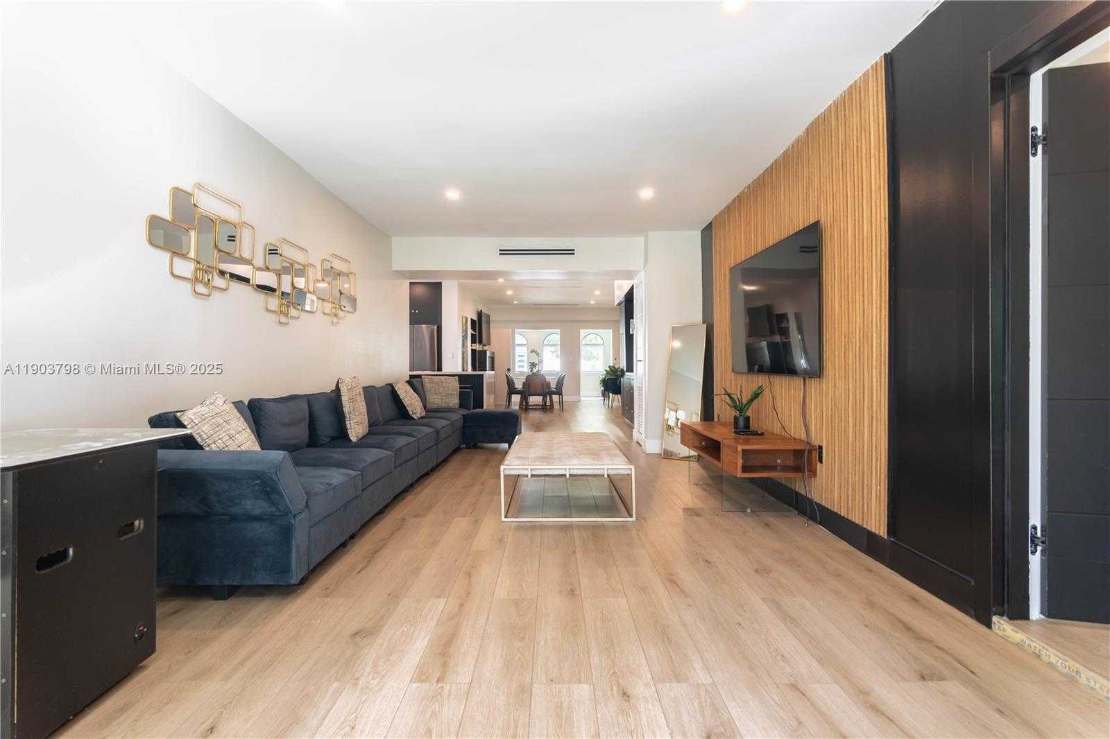 Small Image of 2360 SOUTH WEST 12TH ST, Miami Number 6