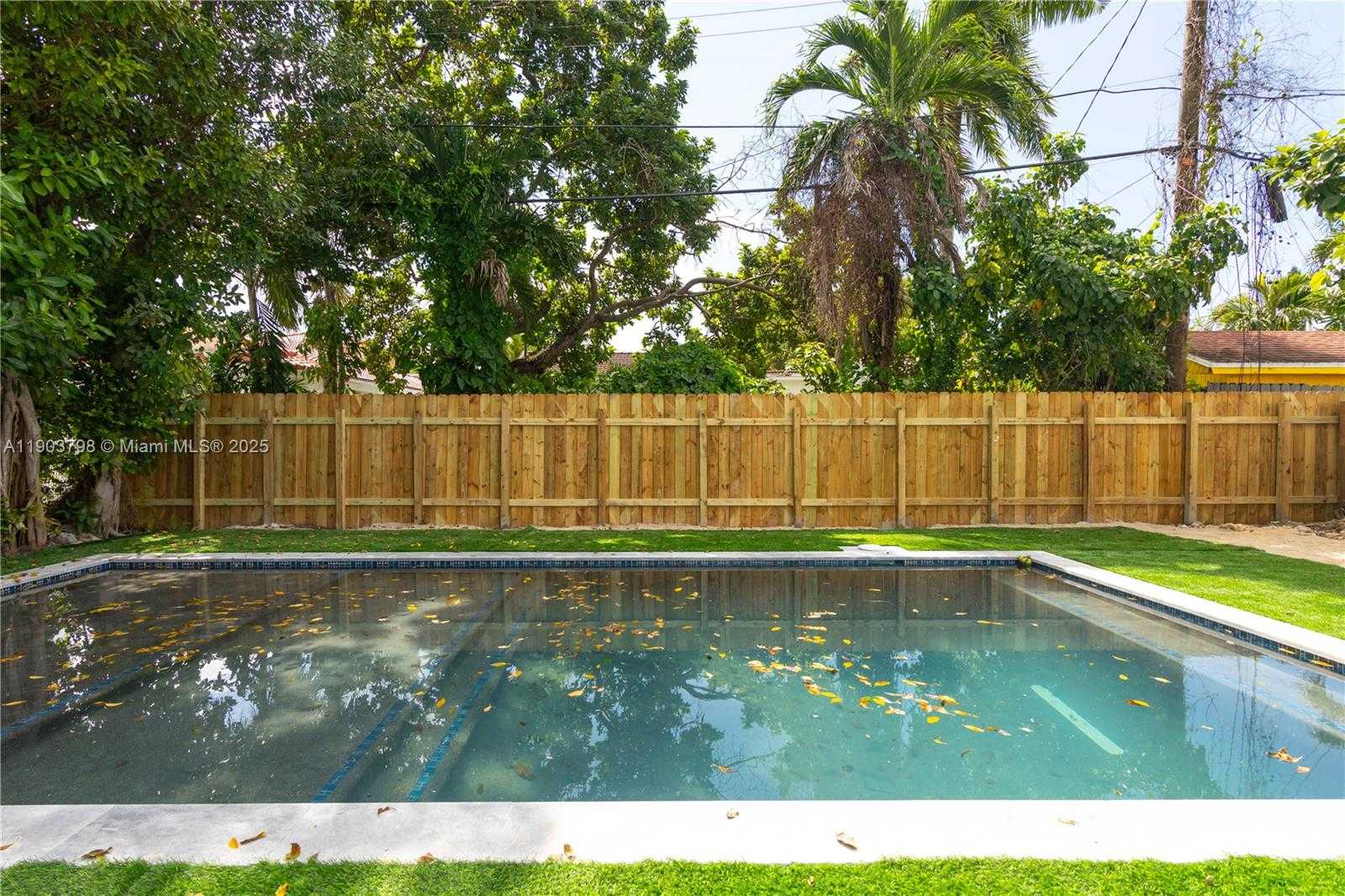 Small Image of 2360 SOUTH WEST 12TH ST, Miami Number 60