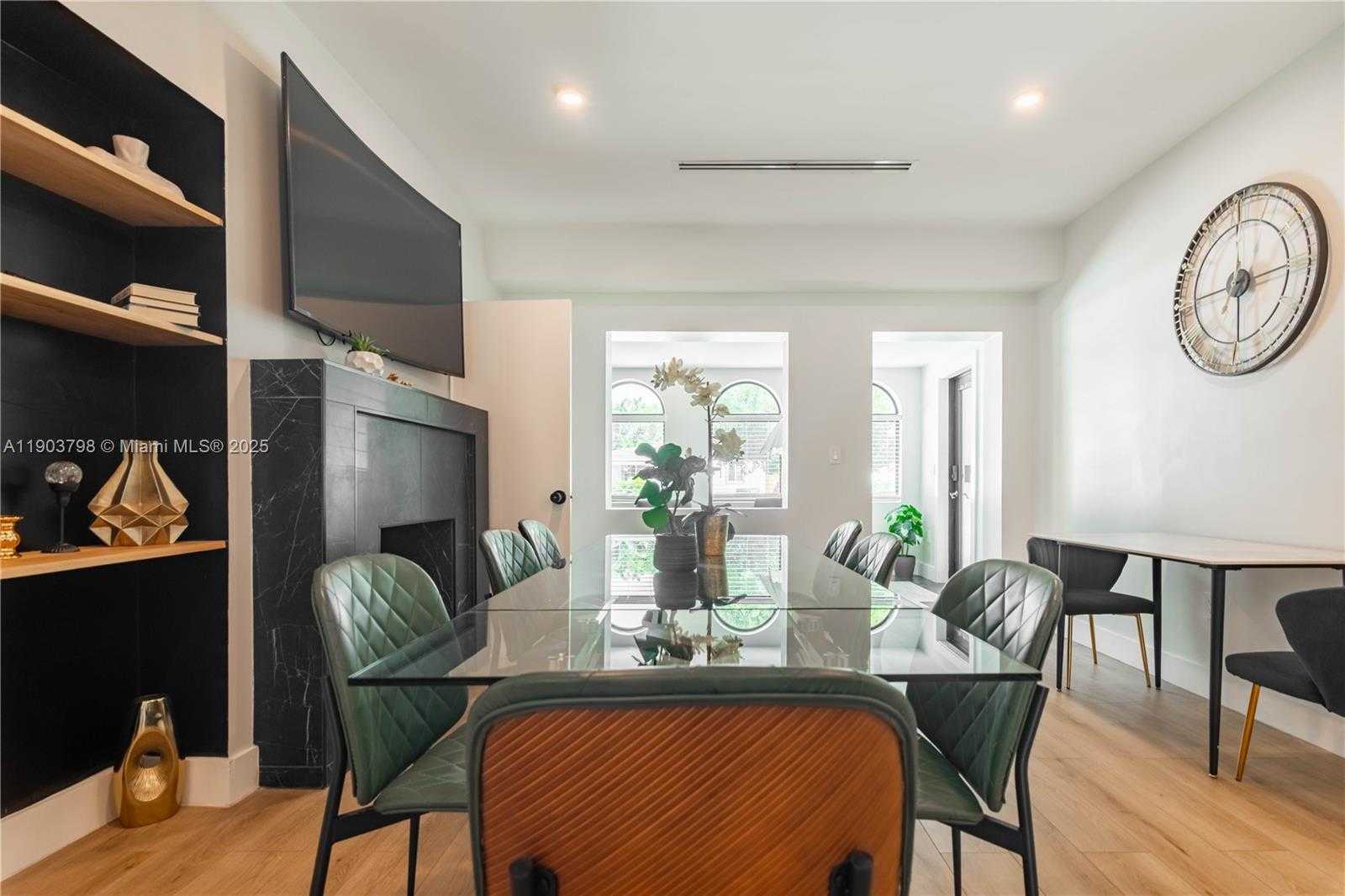 Small Image of 2360 SOUTH WEST 12TH ST, Miami Number 77