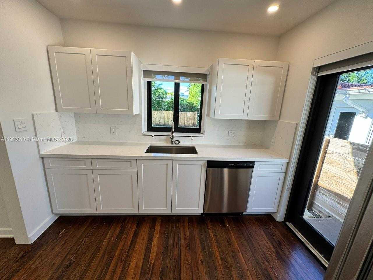 Small Image of 2210 SOUTH WEST 25TH ST, Miami Number 10