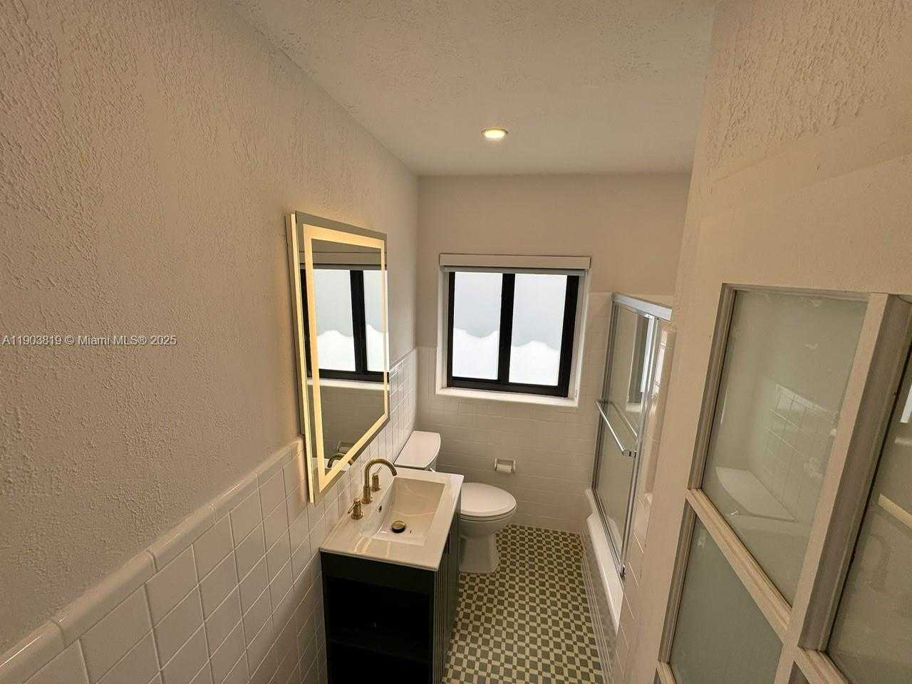 Small Image of 2210 SOUTH WEST 25TH ST, Miami Number 17