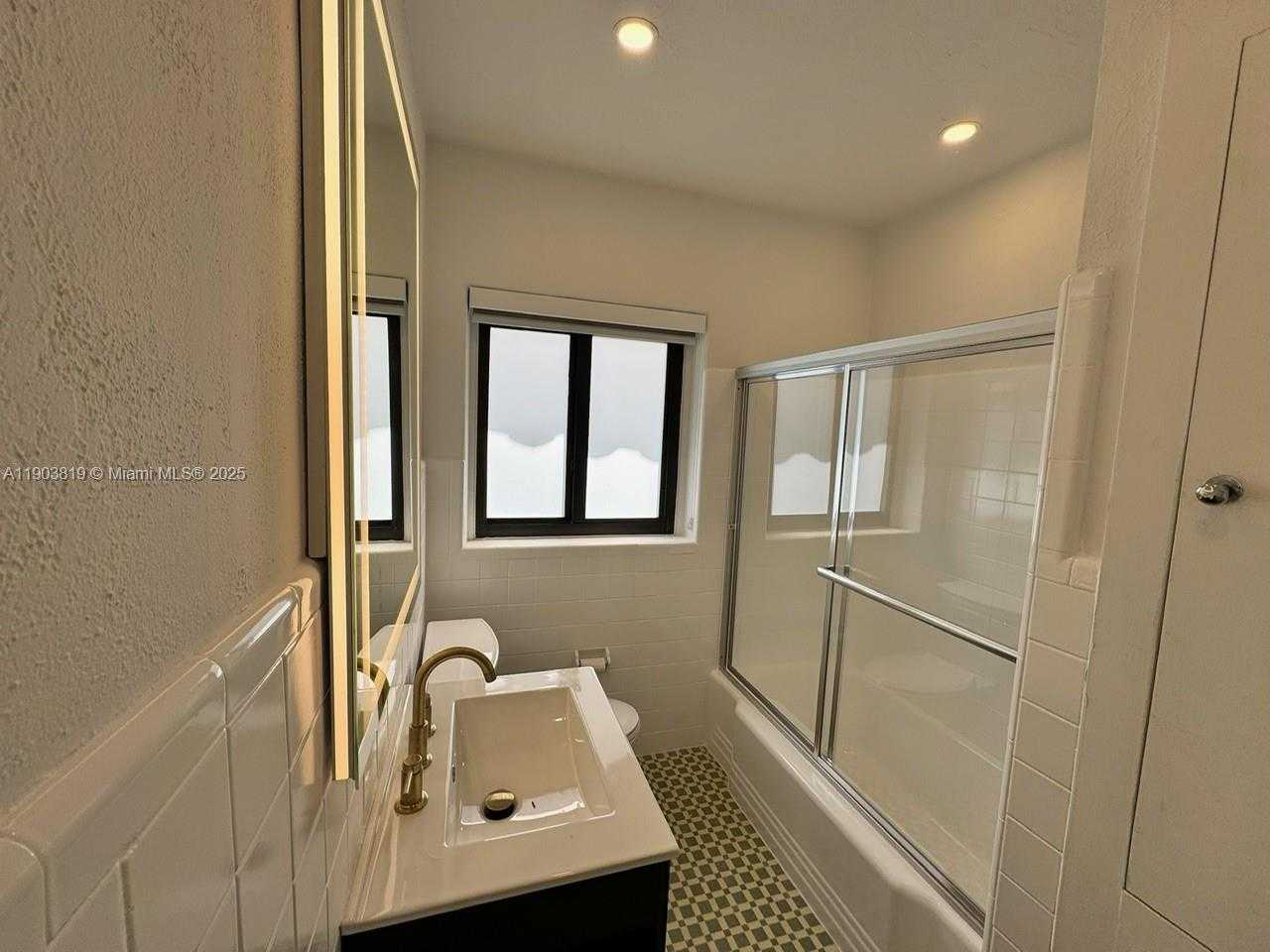 Small Image of 2210 SOUTH WEST 25TH ST, Miami Number 19