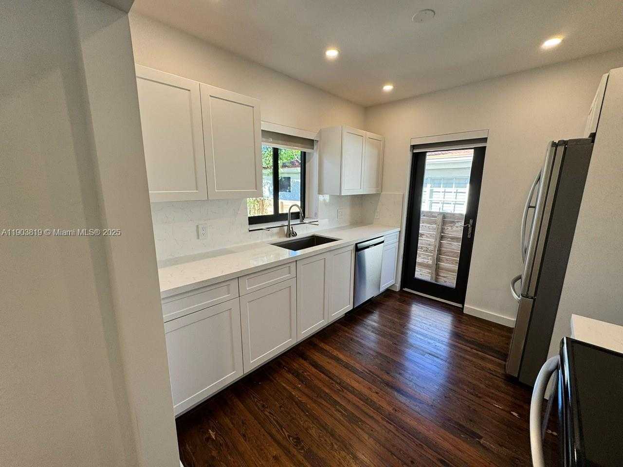 Small Image of 2210 SOUTH WEST 25TH ST, Miami Number 8