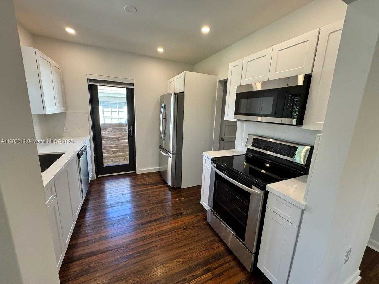 Small Image of 2210 SOUTH WEST 25TH ST, Miami Number 9