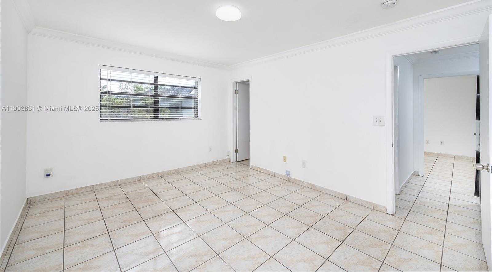 Small Image of 18310 MEDITERRANEAN BLVD #2407, Hialeah Number 11