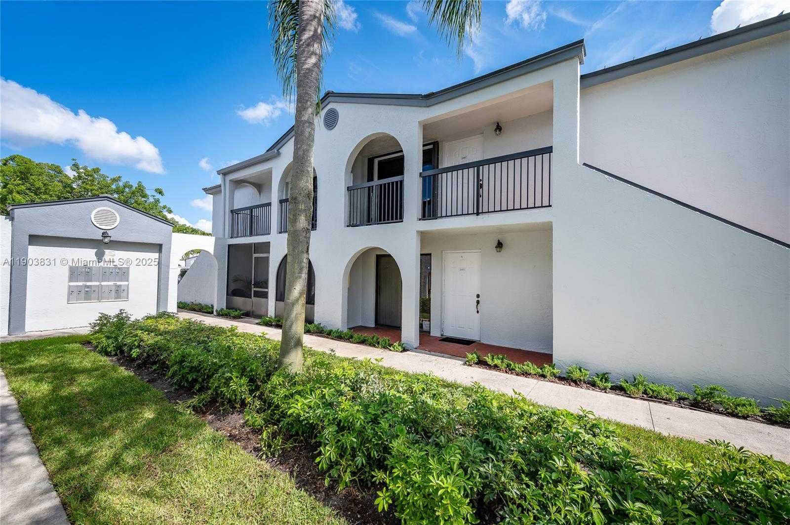 Small Image of 18310 MEDITERRANEAN BLVD #2407, Hialeah Number 2