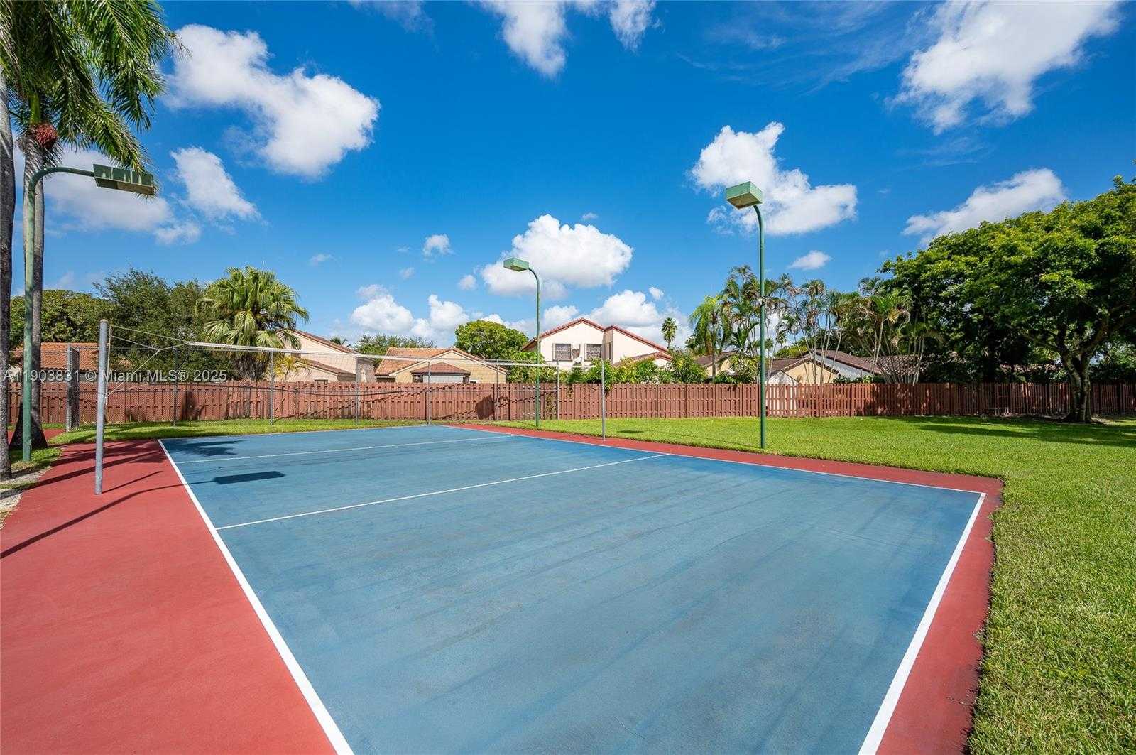 Small Image of 18310 MEDITERRANEAN BLVD #2407, Hialeah Number 25