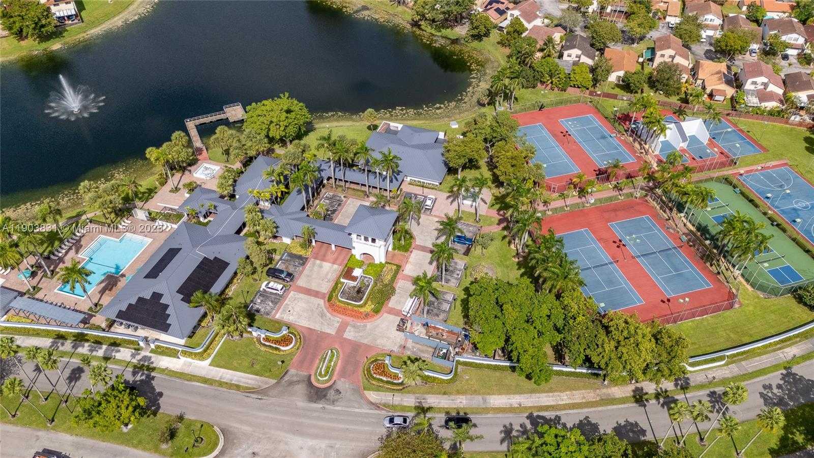 Small Image of 18310 MEDITERRANEAN BLVD #2407, Hialeah Number 4