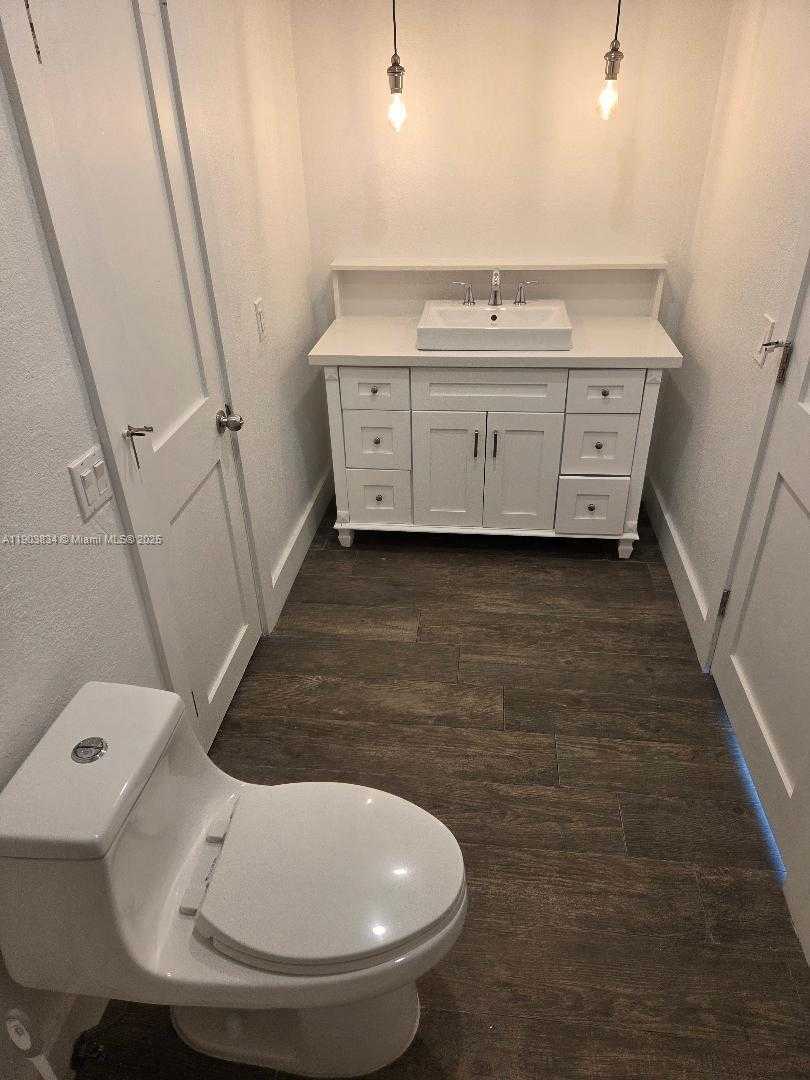 Small Image of 8220 SOUTH WEST 48TH ST, Miami Number 16