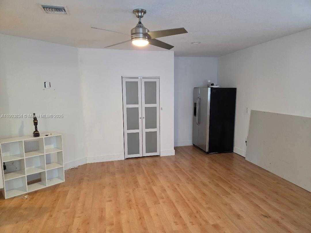 Small Image of 8220 SOUTH WEST 48TH ST, Miami Number 18
