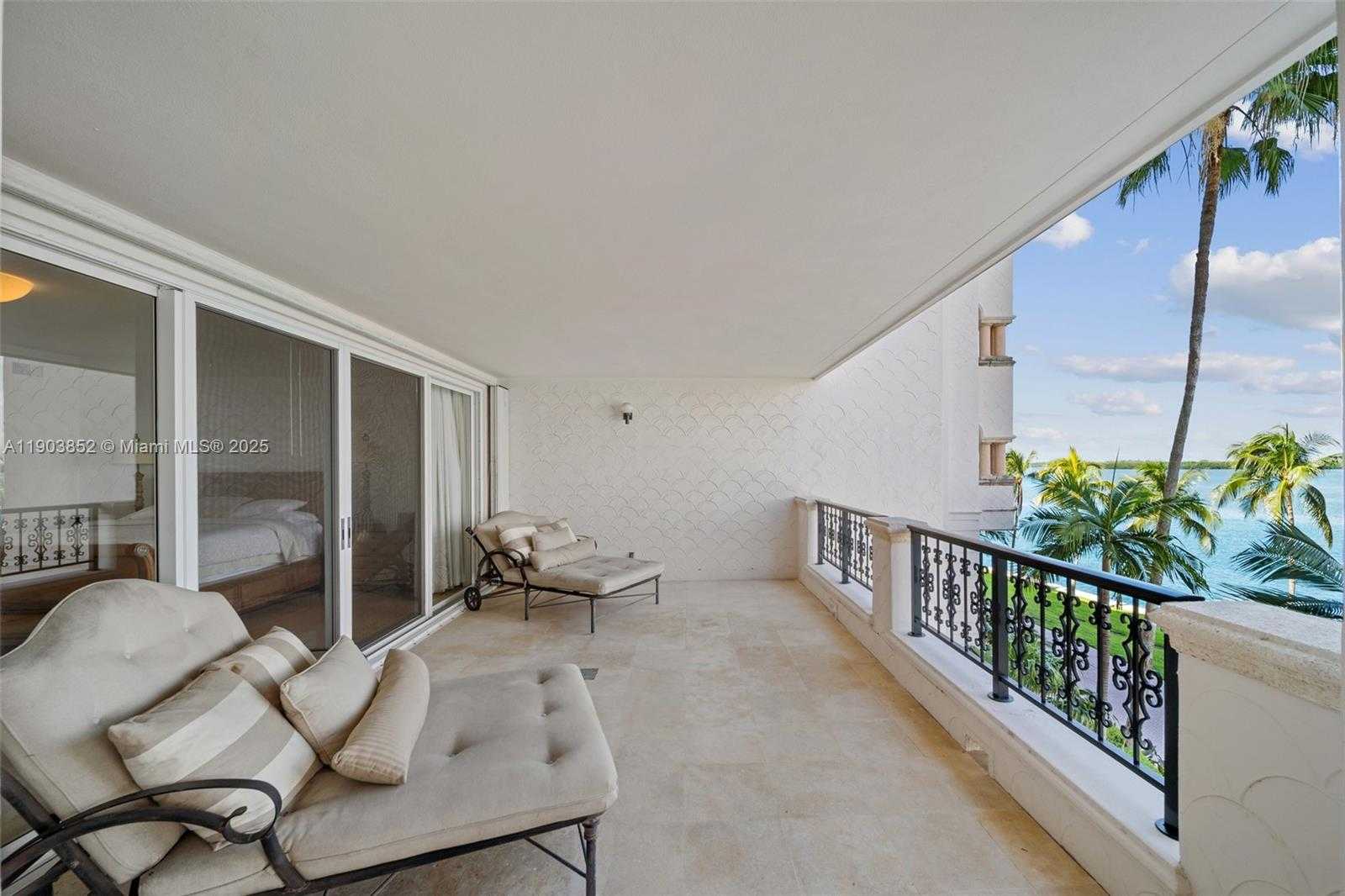 Small Image of 5235 FISHER ISLAND DR #5235, Miami Beach Number 16