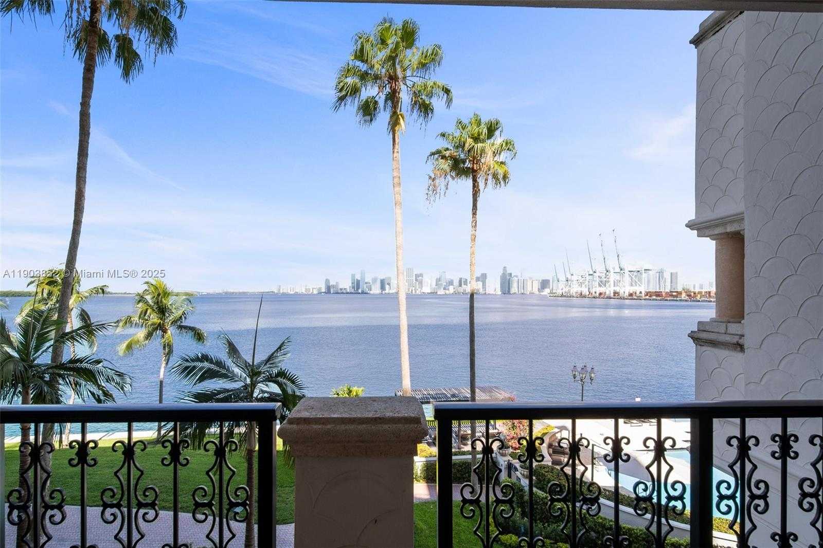 Small Image of 5235 FISHER ISLAND DR #5235, Miami Beach Number 18
