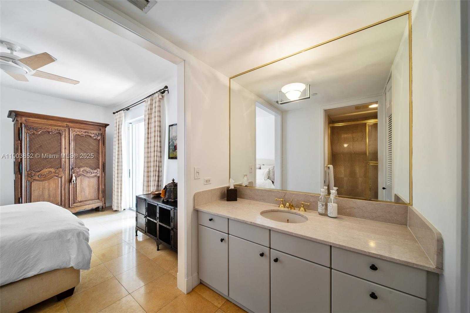 Small Image of 5235 FISHER ISLAND DR #5235, Miami Beach Number 27