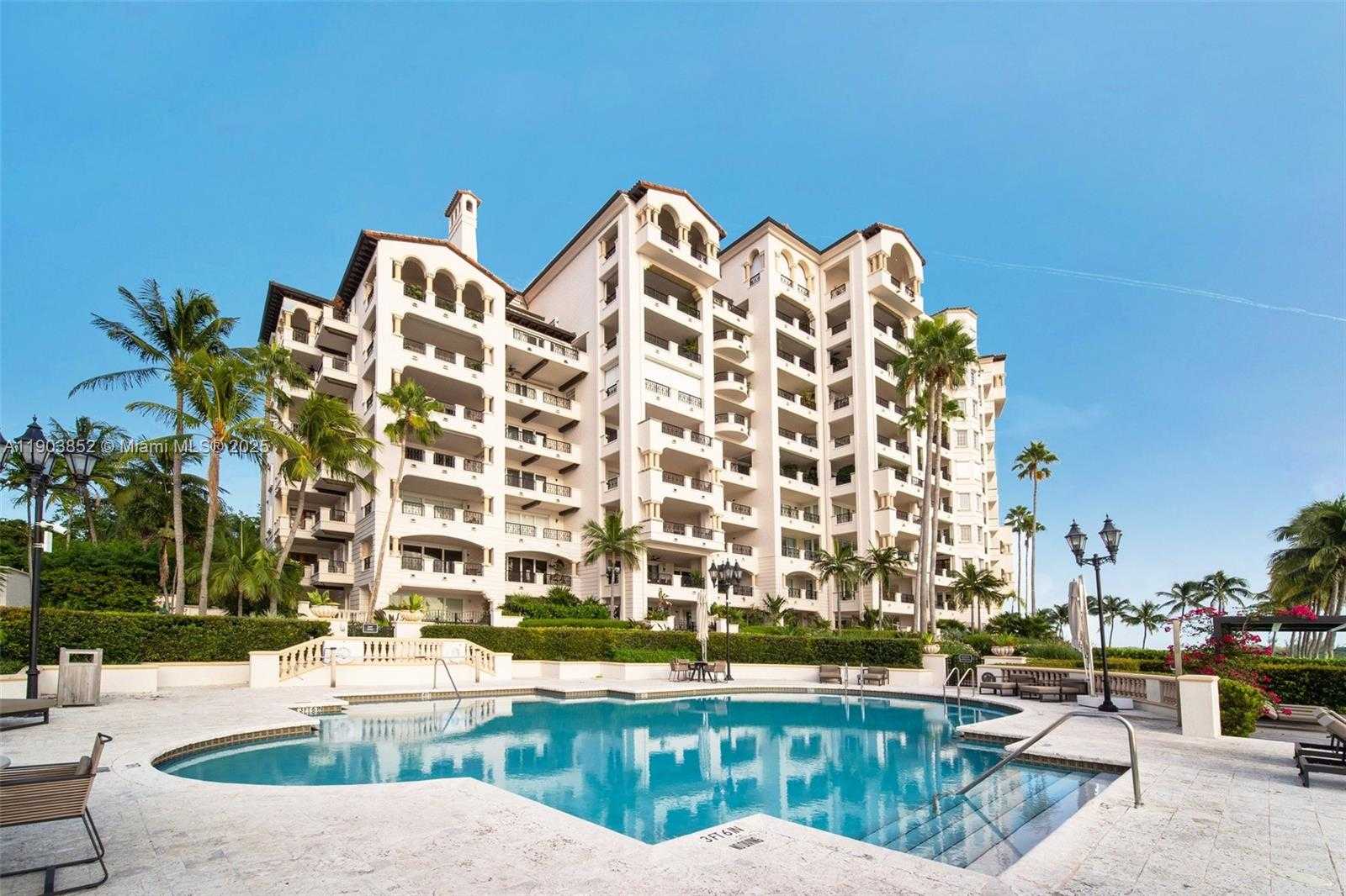 Small Image of 5235 FISHER ISLAND DR #5235, Miami Beach Number 30