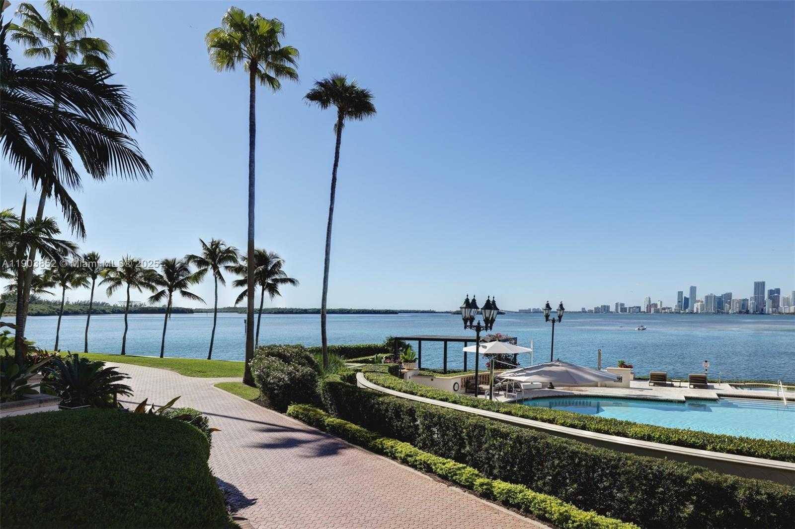 Small Image of 5235 FISHER ISLAND DR #5235, Miami Beach Number 47