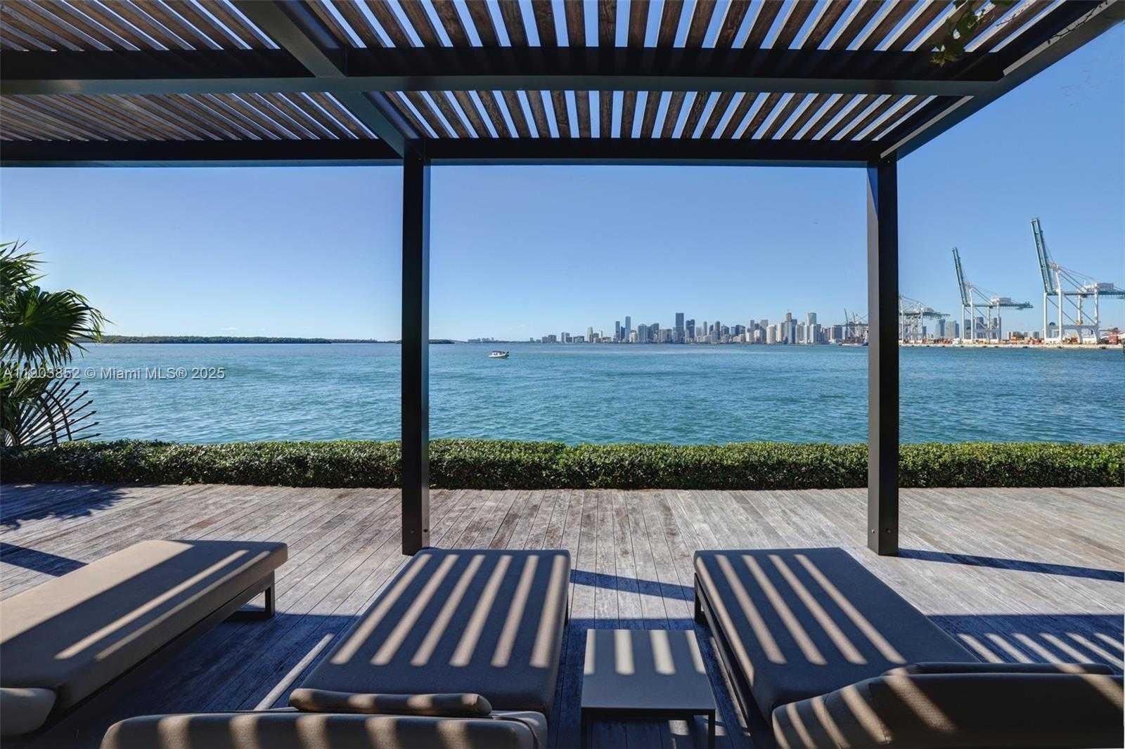 Small Image of 5235 FISHER ISLAND DR #5235, Miami Beach Number 54