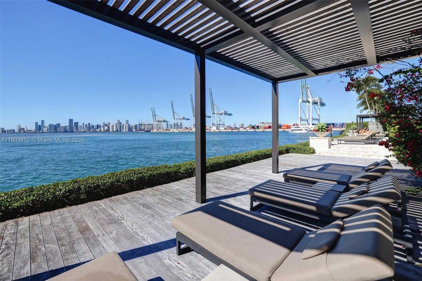 Small Image of 5235 FISHER ISLAND DR #5235, Miami Beach Number 55