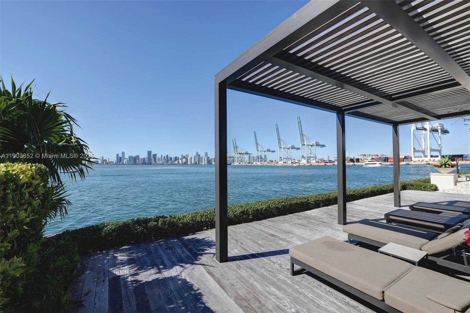 Small Image of 5235 FISHER ISLAND DR #5235, Miami Beach Number 56