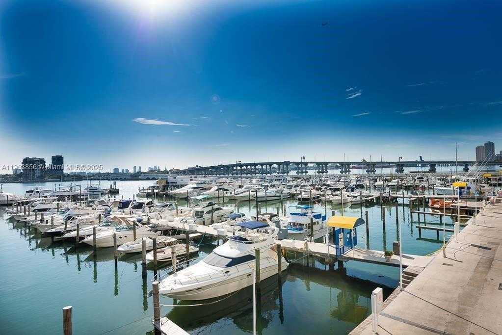 Small Image of 1717 NORTH BAYSHORE DR #A-3852, Miami Number 9