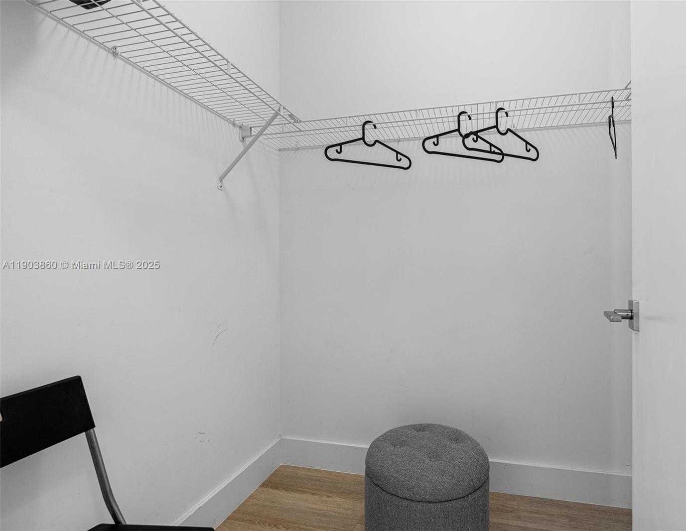 Small Image of 10330 NORTH WEST 68TH ST, Doral Number 32