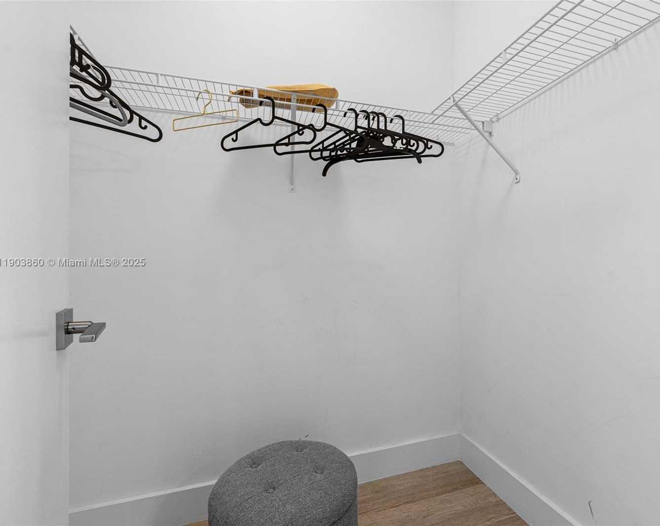 Small Image of 10330 NORTH WEST 68TH ST, Doral Number 33