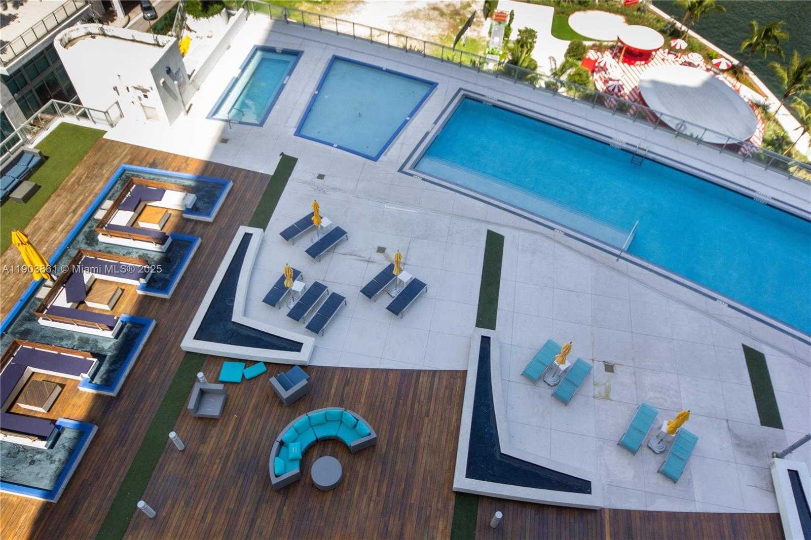 Small Image of 92 SOUTH WEST 3RD ST #1711, Miami Number 39