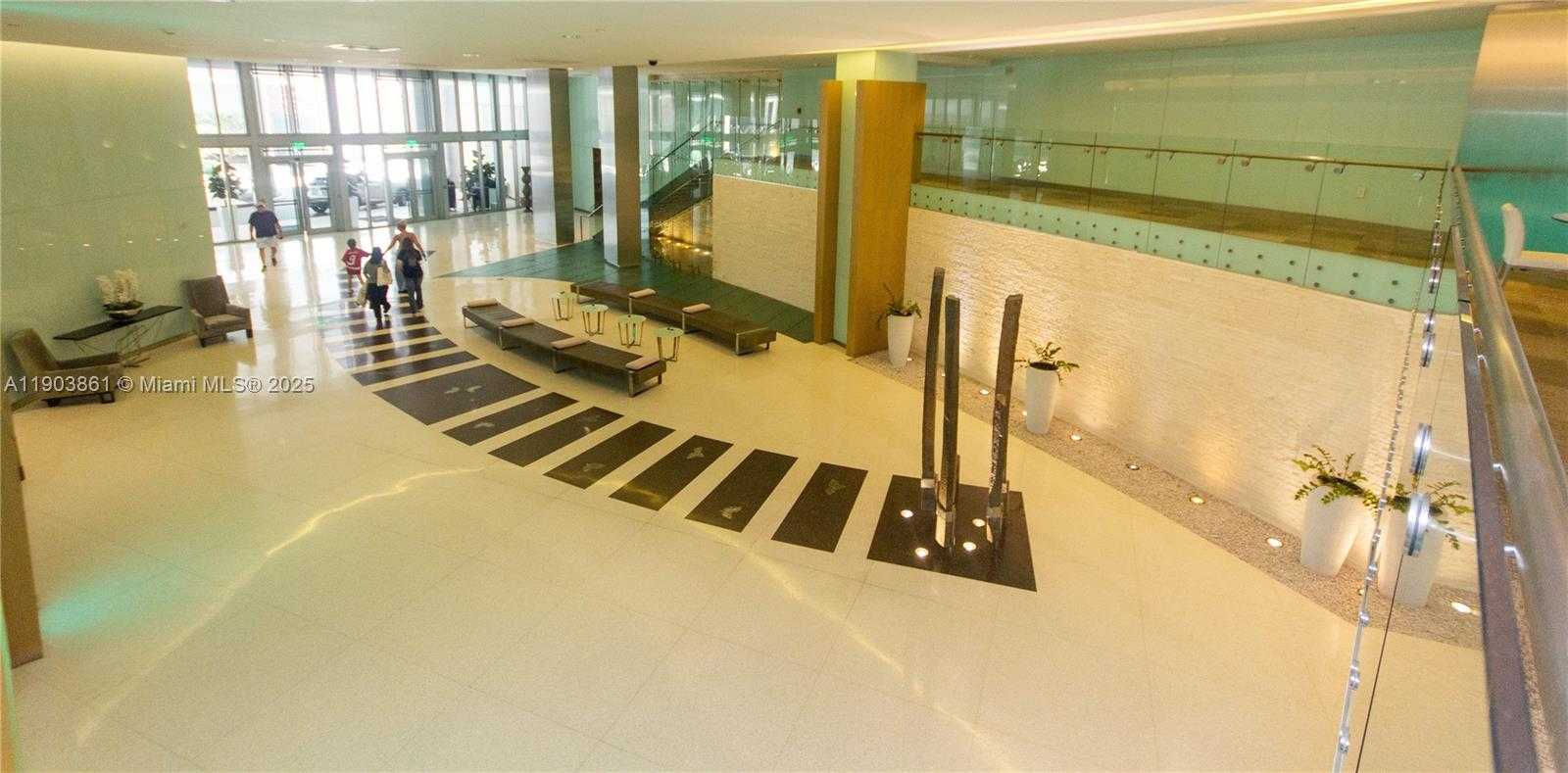 Small Image of 92 SOUTH WEST 3RD ST #1711, Miami Number 45