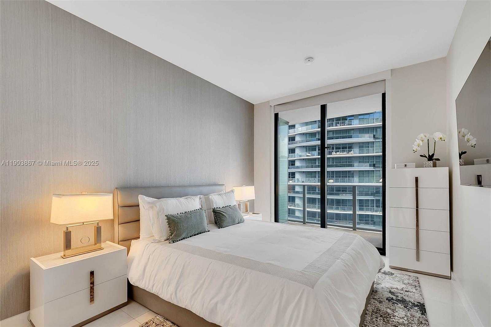 Small Image of 1010 BRICKELL AVE #4309, Miami Number 15