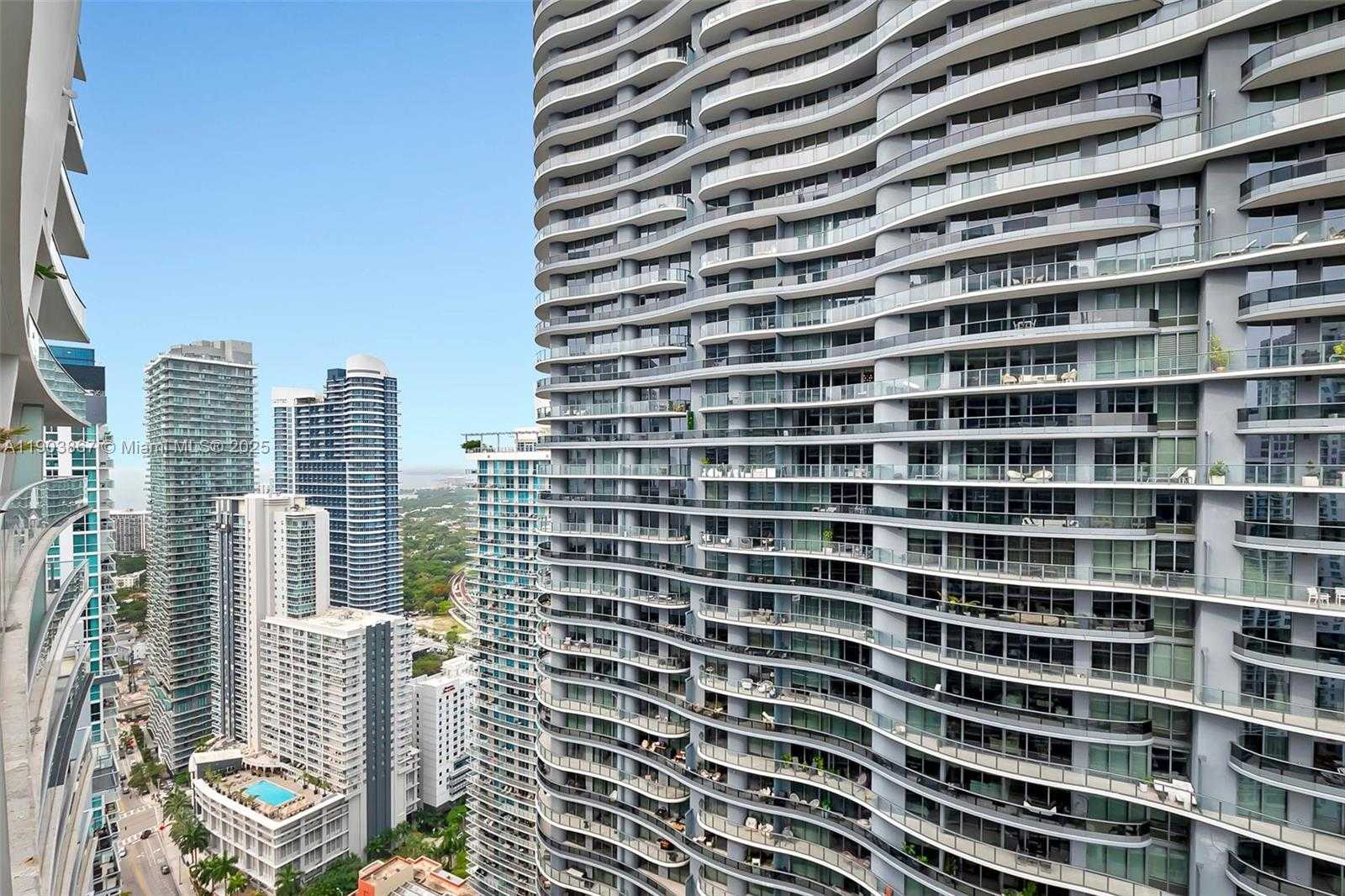 Small Image of 1010 BRICKELL AVE #4309, Miami Number 22