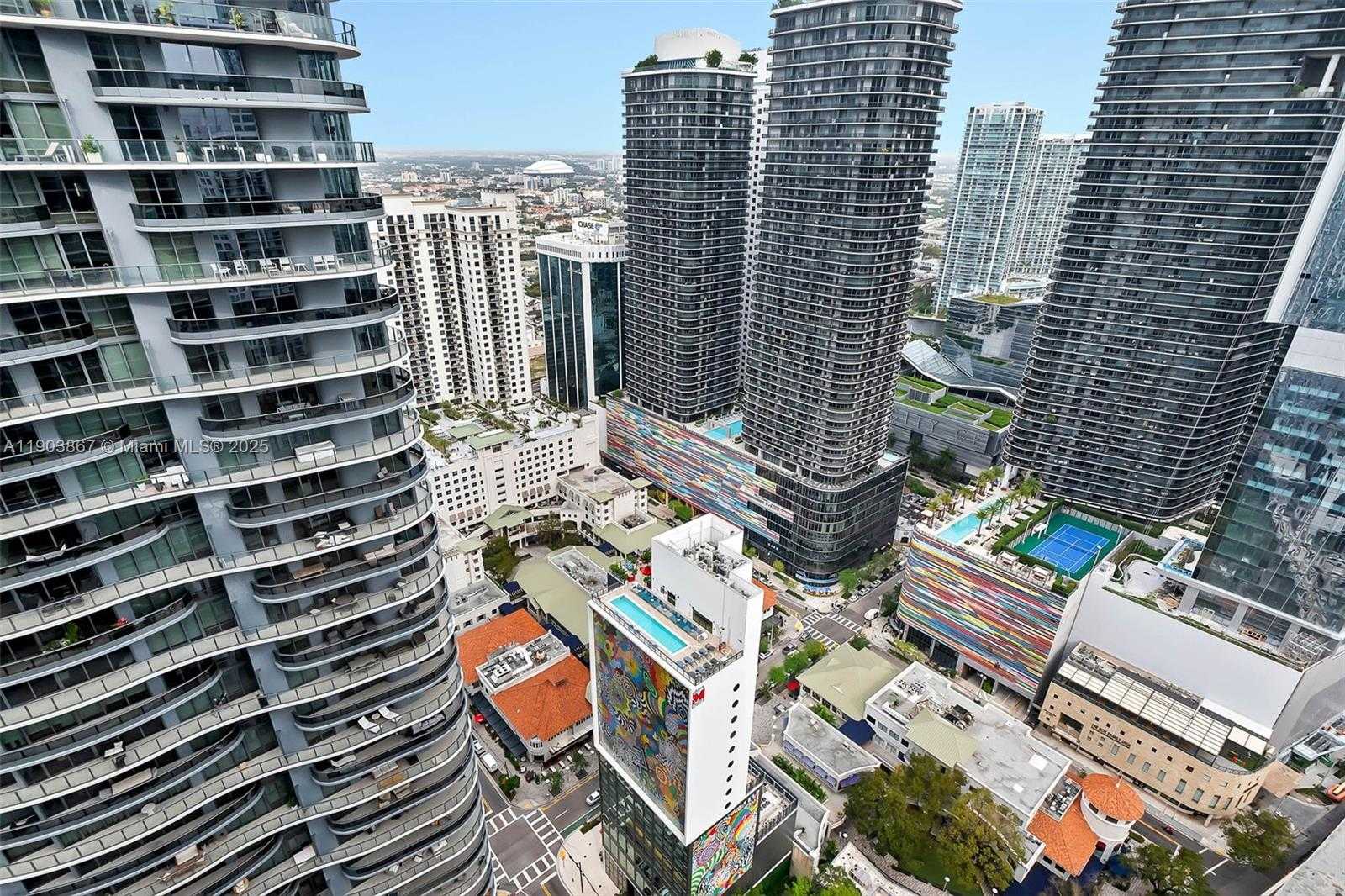 Small Image of 1010 BRICKELL AVE #4309, Miami Number 24