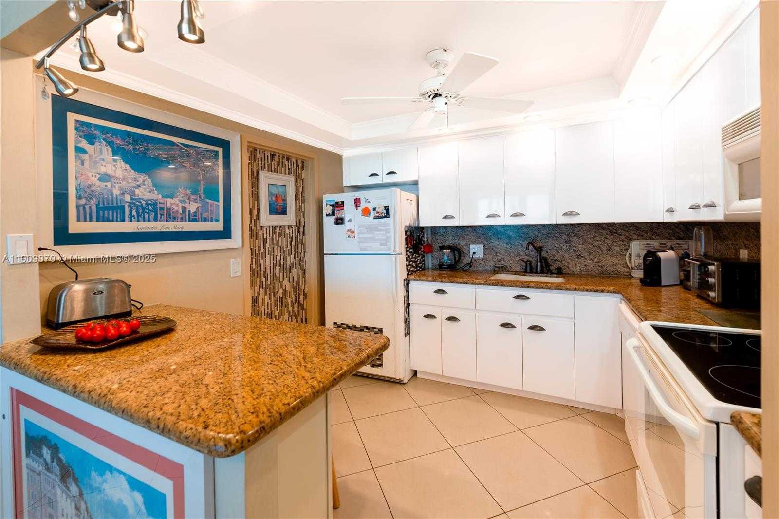 Imagen de Pequeño Objeto