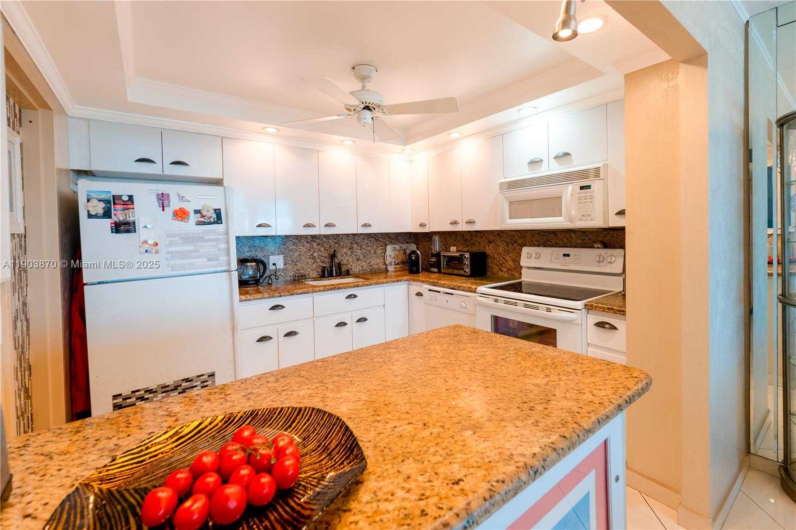 Imagen de Pequeño Objeto