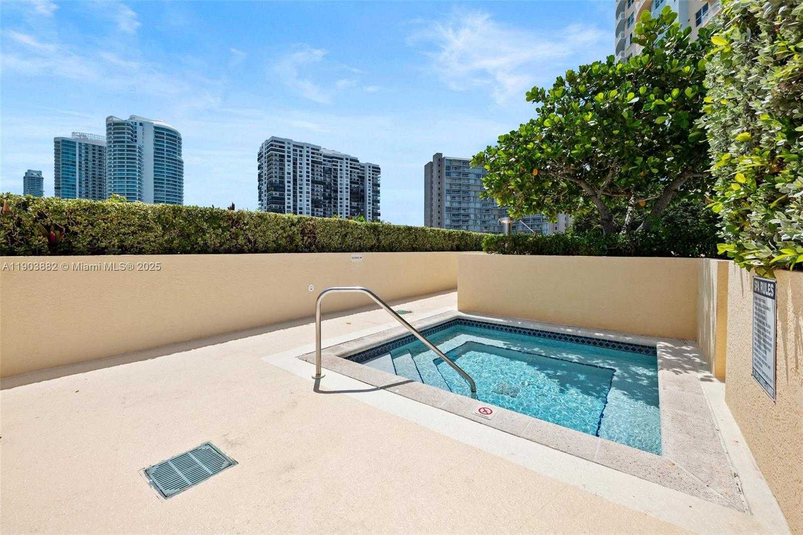 Small Image of 2475 BRICKELL AVE #1805, Miami Number 22