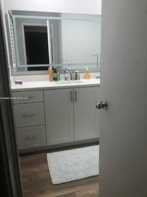 Small Image of 4440 NORTH WEST 107TH AVE #304-7, Doral Number 14