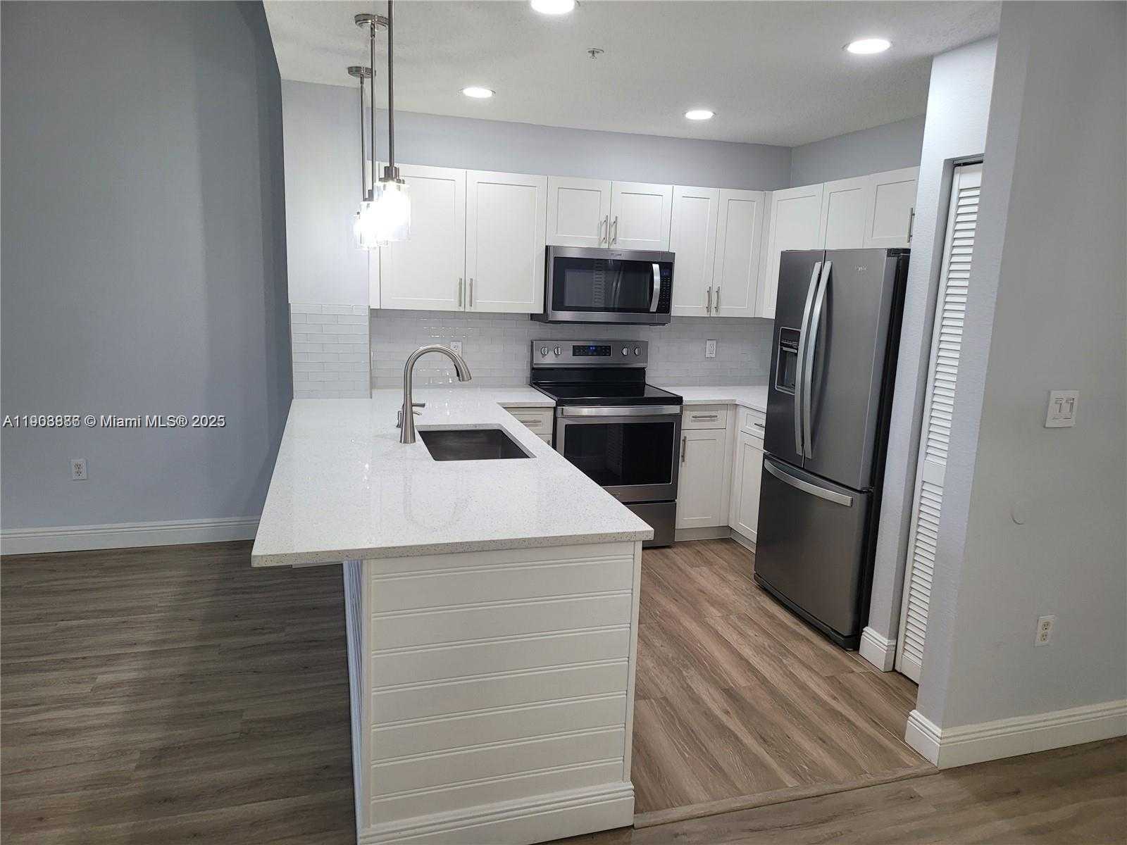 Small Image of 4440 NORTH WEST 107TH AVE #304-7, Doral Number 2