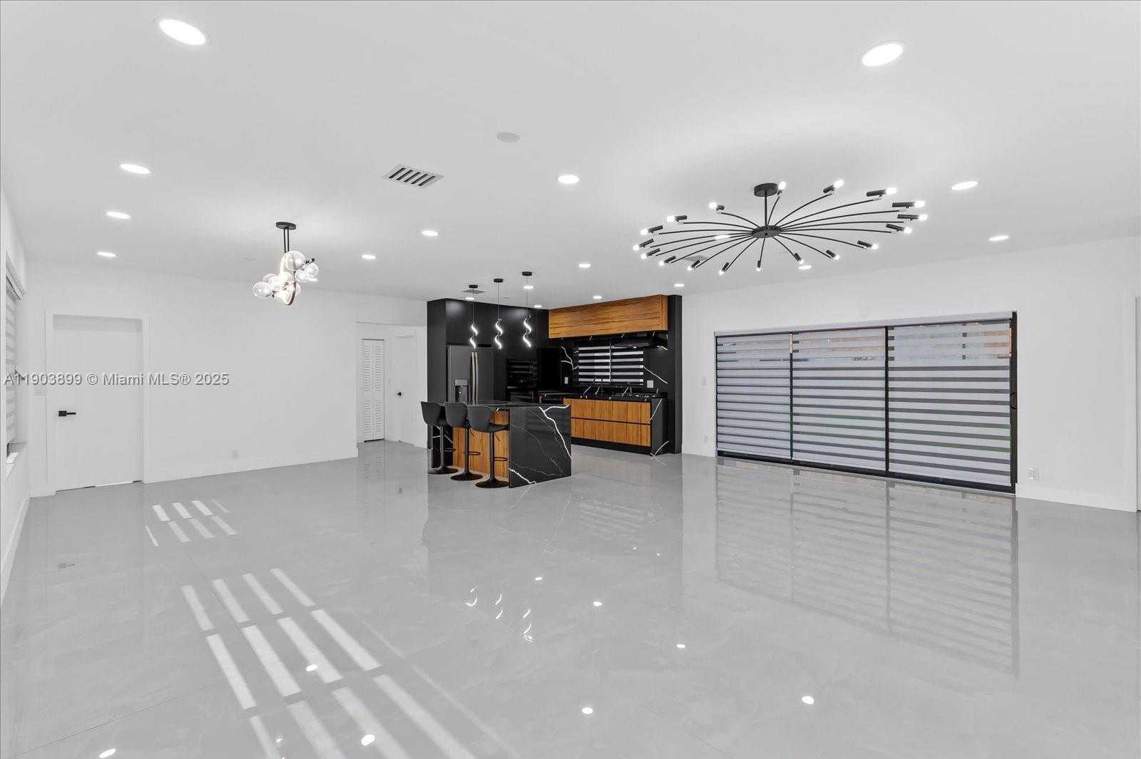 Small Image of 19511 NORTH EAST 18TH PL, Miami Number 26