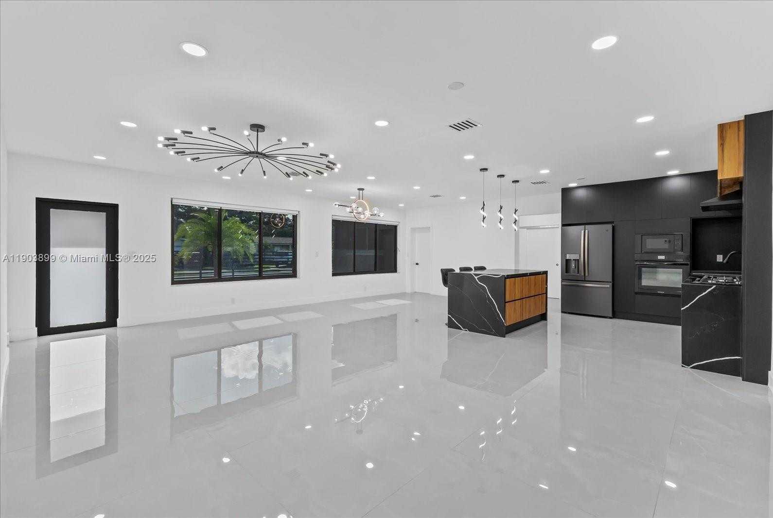 Small Image of 19511 NORTH EAST 18TH PL, Miami Number 31