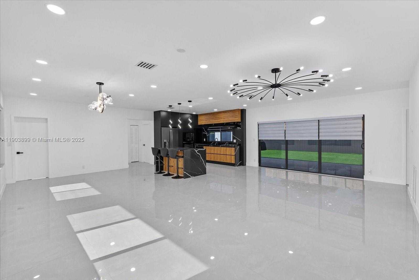 Small Image of 19511 NORTH EAST 18TH PL, Miami Number 32