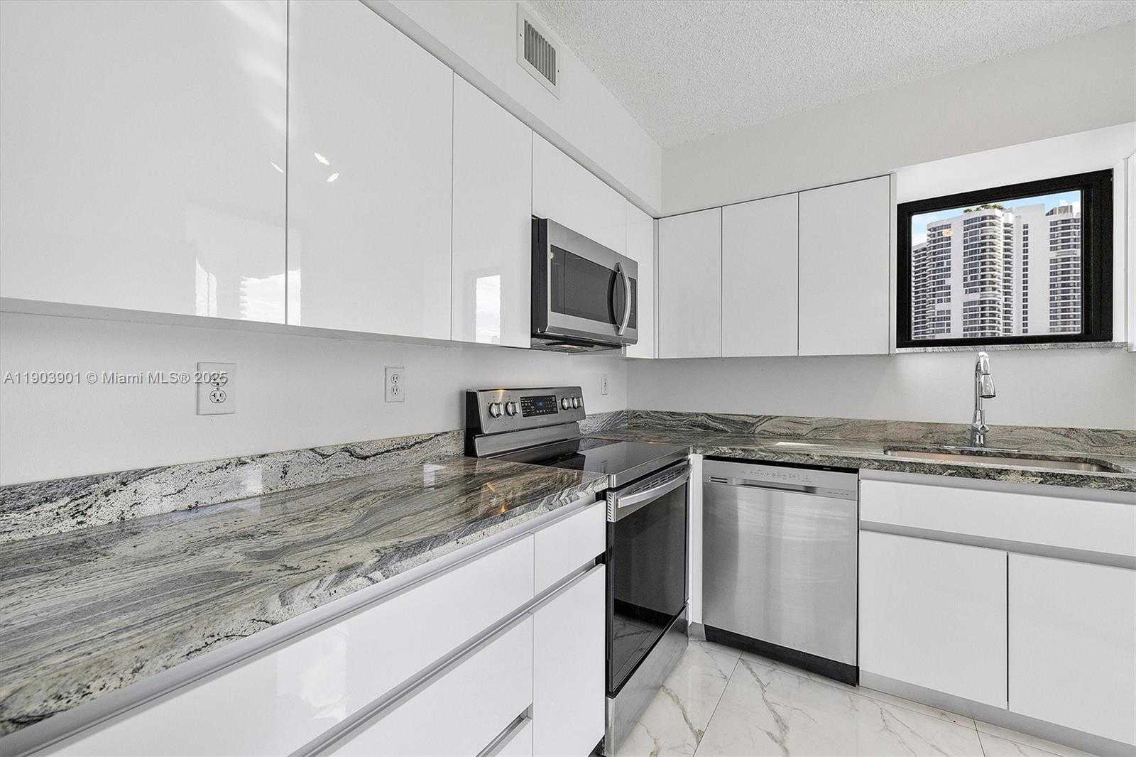 Small Image of 3300 NORTH EAST 192ND ST #813, Aventura Number 14