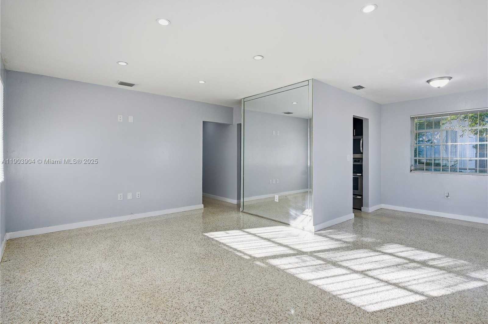 Small Image of 901 NORTH WEST 55TH ST #901, Miami Number 2