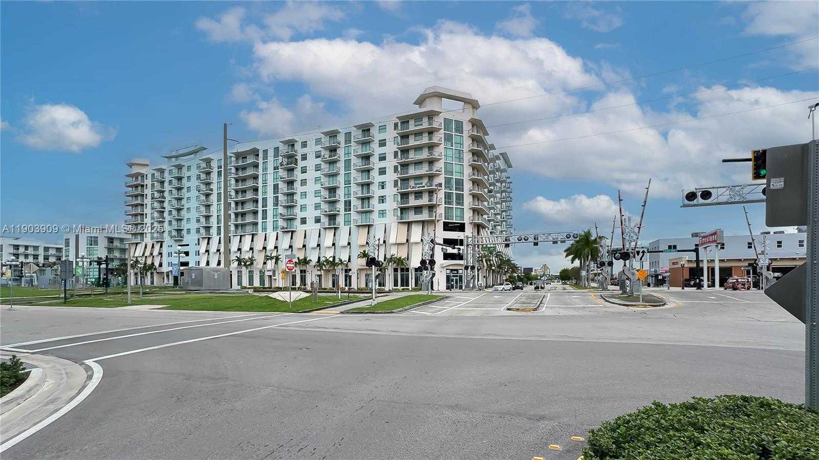 Small Image of 140 SOUTH DIXIE HWY #827, Hollywood Number 31