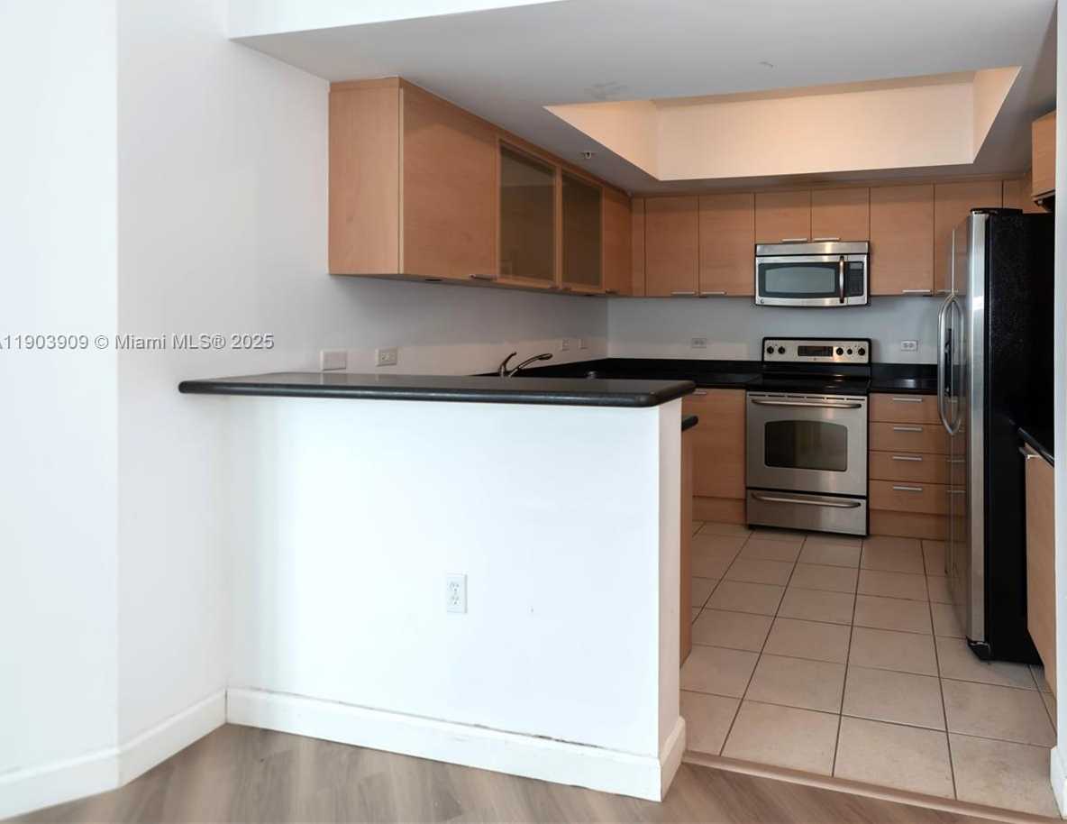 Small Image of 140 SOUTH DIXIE HWY #827, Hollywood Number 4