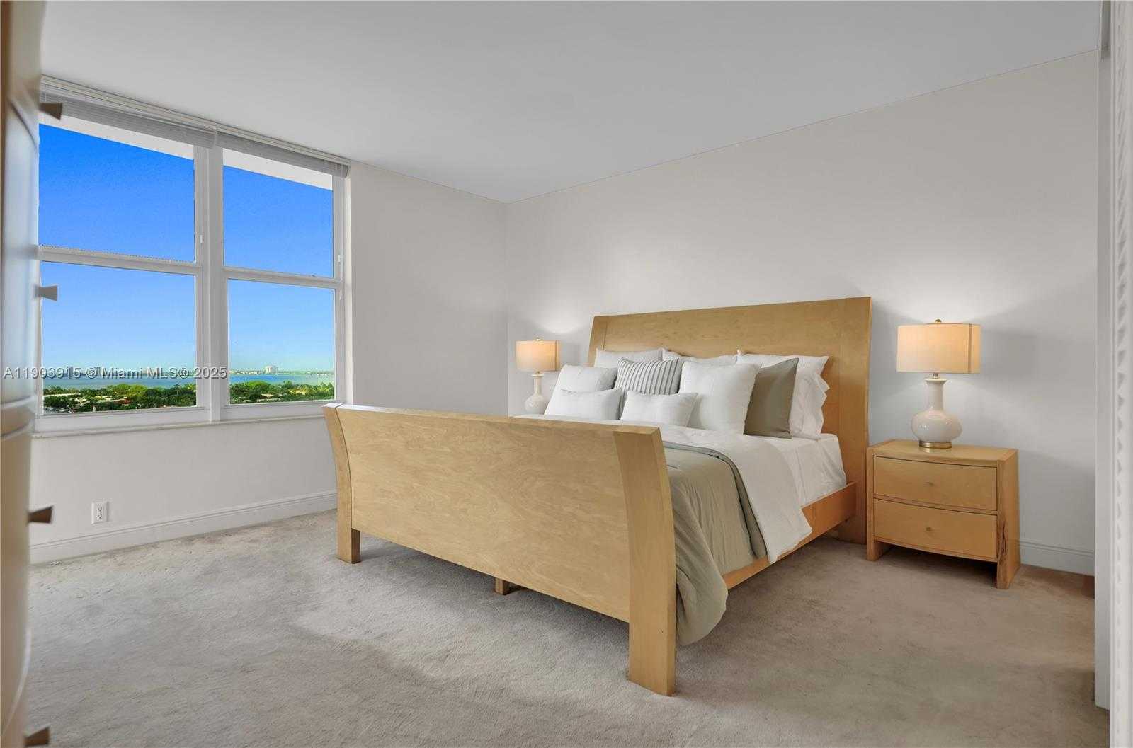 Small Image of 4747 COLLINS AVE #1501, Miami Beach Number 13