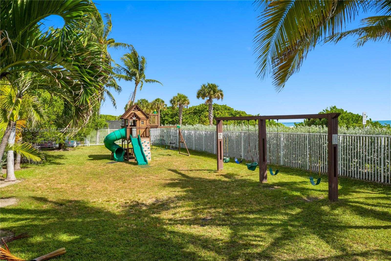 Small Image of 4747 COLLINS AVE #1501, Miami Beach Number 29